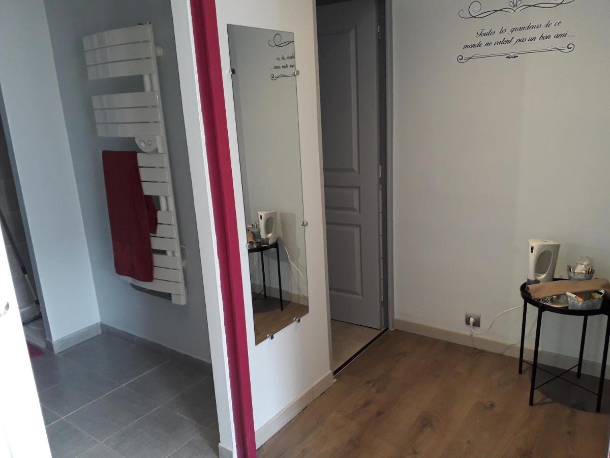 La Bonne Rencontre Apartment Chassiers Exterior foto